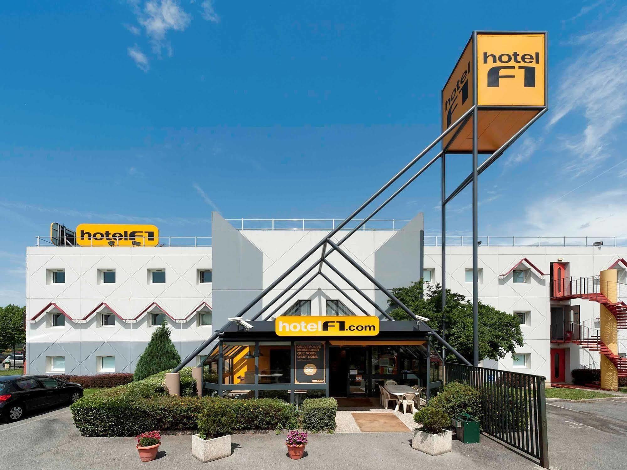 Hotelf1 Saint Etienne La Grand Croix L'Horme ภายนอก รูปภาพ