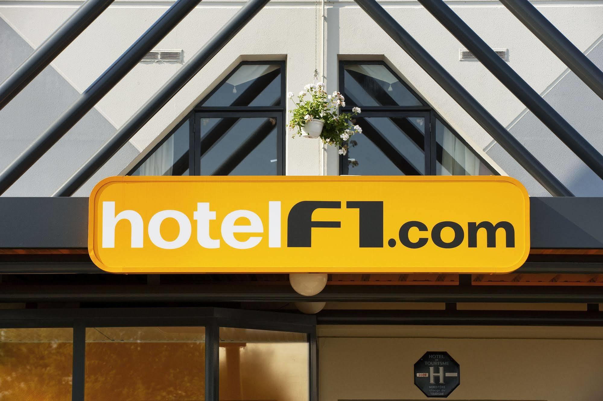 Hotelf1 Saint Etienne La Grand Croix L'Horme ภายนอก รูปภาพ